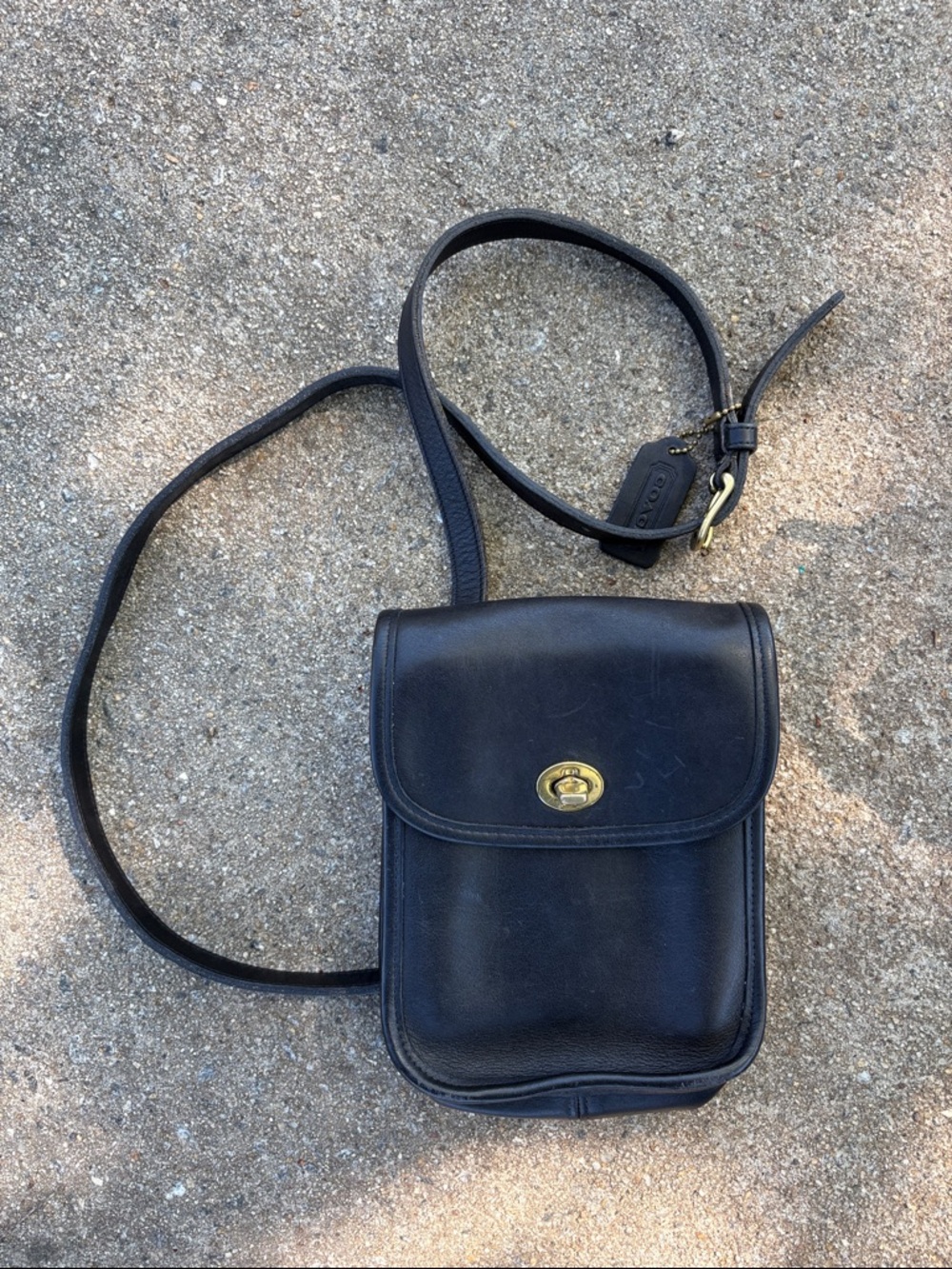 Coach Black Sidepack Scooter Handbag 9978